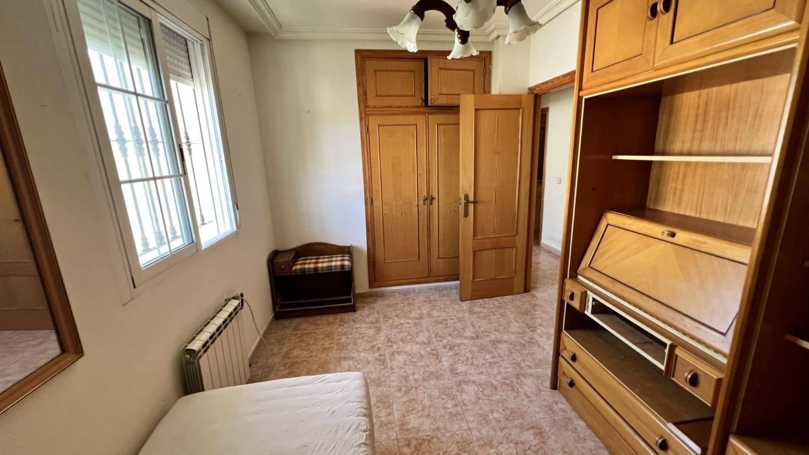 3 bedroom Villa for sale in Torrevieja with garage - € 425,000 (Ref: 10003468)