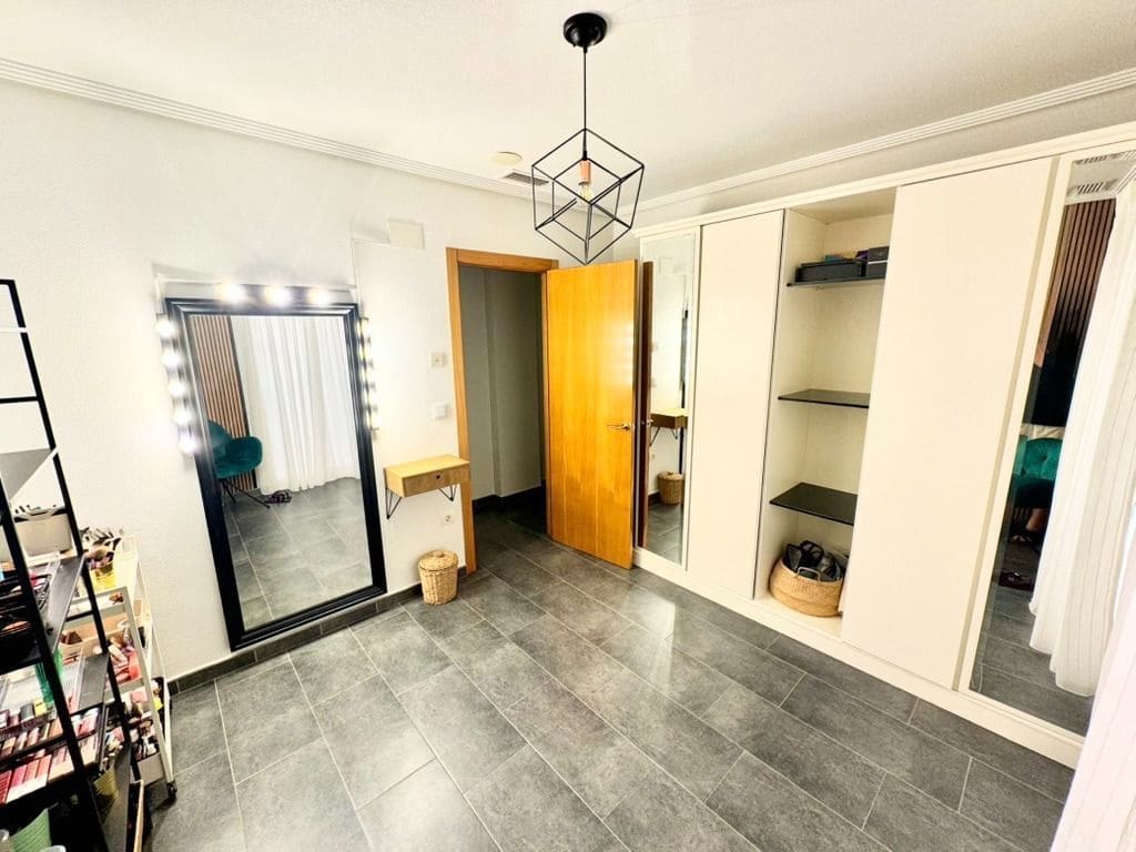 3 slaapkamer Appartement te koop in Dolores met zwembad garage - € 136.500 (Ref: 10003470)
