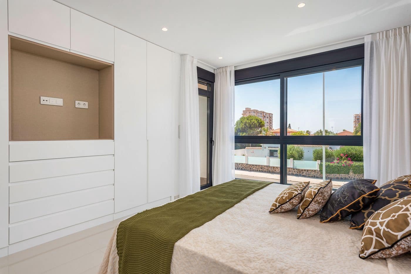 3 soverom Villa til salgs i La Manga del Mar Menor med svømmebasseng - € 580 000 (Ref: 10012882)