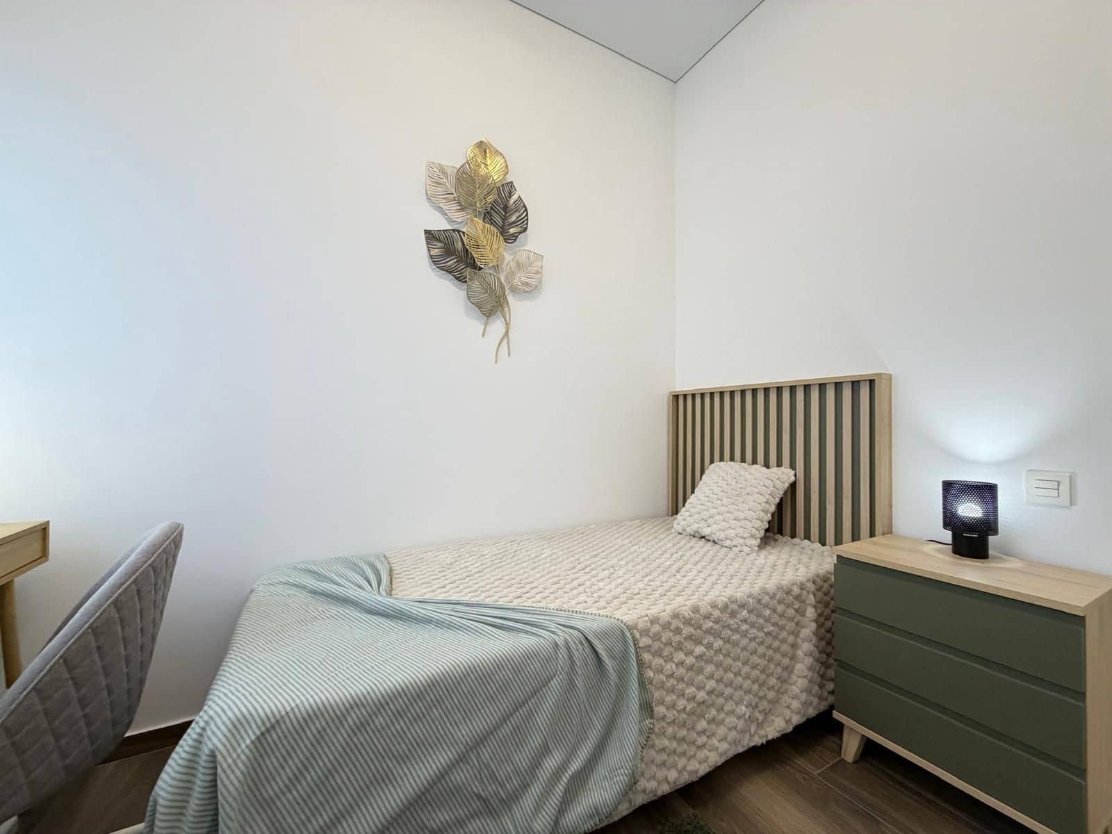 Apartamento de 2 habitaciones en Torrevieja en venta - 149.900 € (Ref: 10017104)