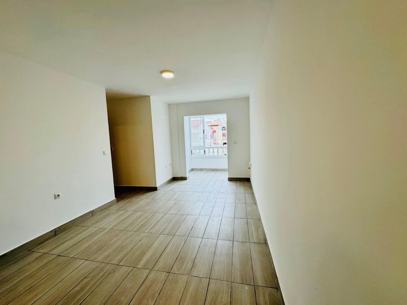 2 soveværelse Lejlighed til salg i Torrevieja - € 145.900 (Ref: 10023620)