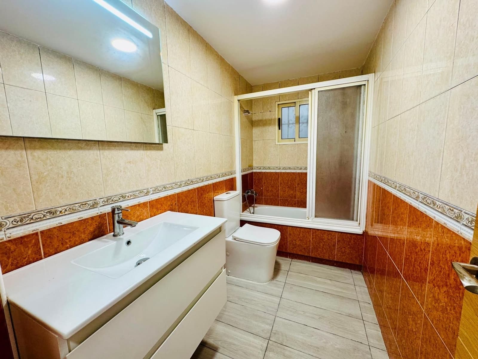 2 soveværelse Lejlighed til salg i Torrevieja - € 145.900 (Ref: 10023620)