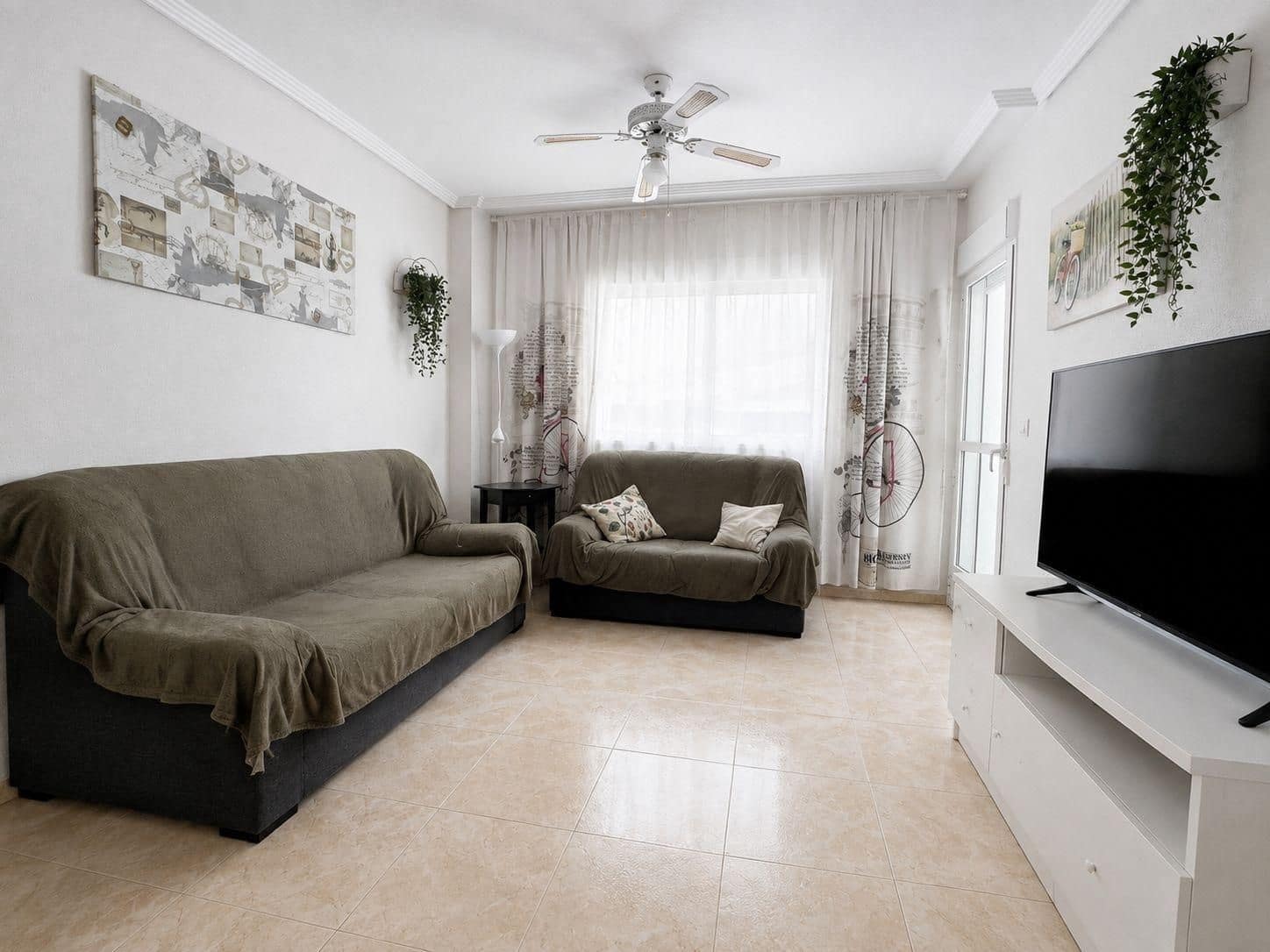 2 soveværelse Lejlighed til salg i Torrevieja med swimmingpool - € 128.900 (Ref: 10023625)