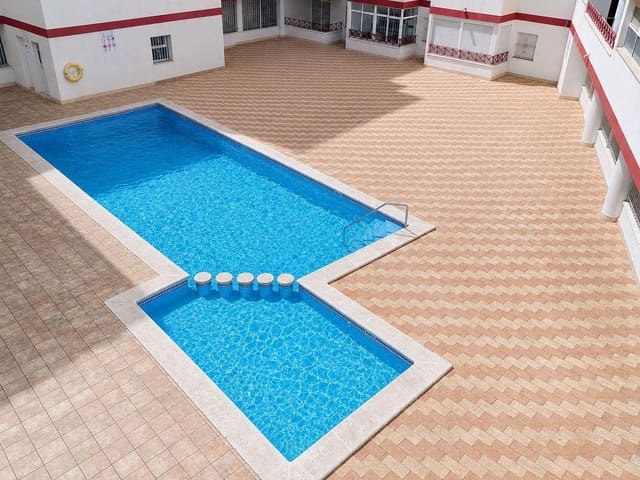 2 soveværelse Lejlighed til salg i Torrevieja med swimmingpool - € 128.900 (Ref: 10023625)