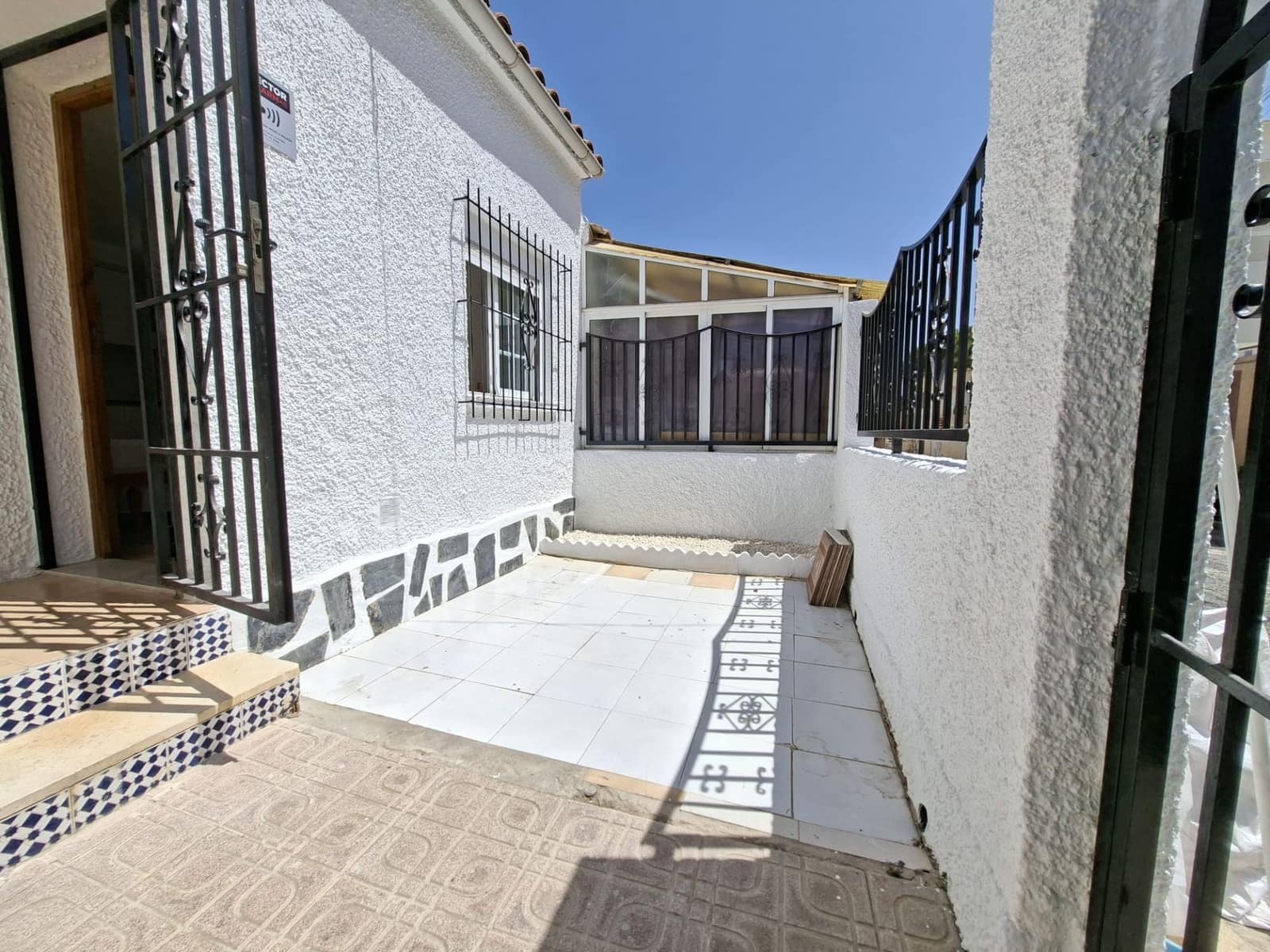 2 slaapkamer Bungalow te huur in San Fulgencio - € 650 (Ref: 10023626)