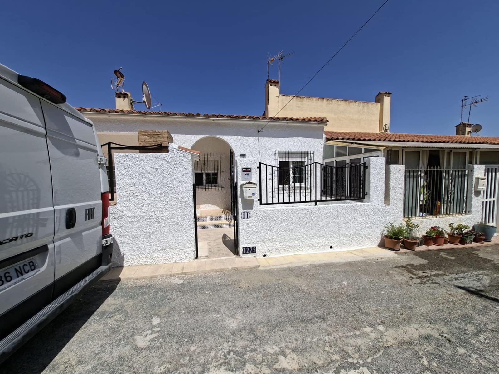 2 slaapkamer Bungalow te huur in San Fulgencio - € 650 (Ref: 10023626)