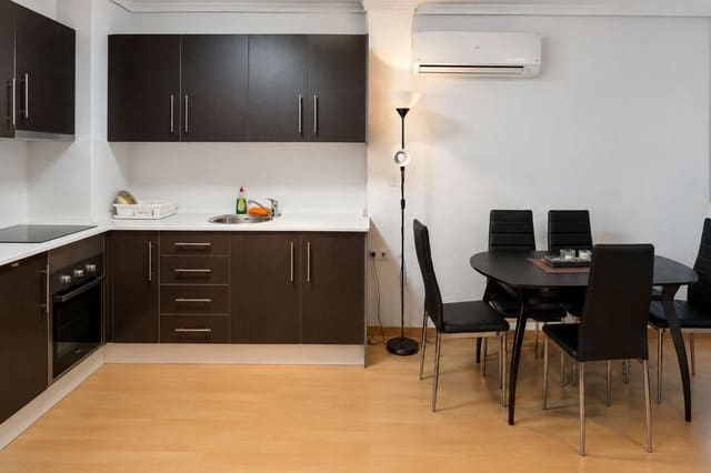 2 soverom Leilighet til salgs i Torrevieja med svømmebasseng garasje - € 126 900 (Ref: 10085536)