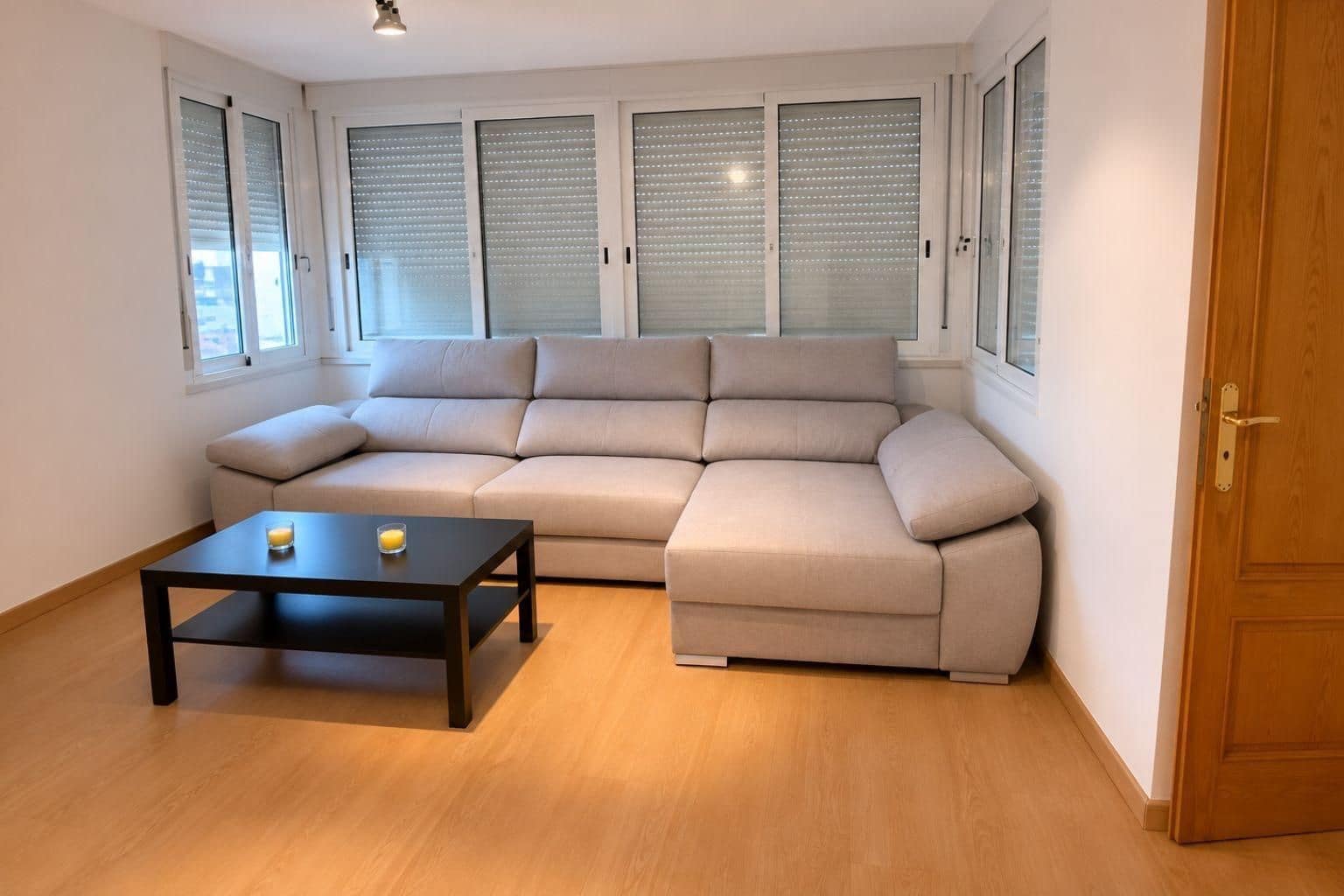 2 bedroom Apartment for sale in Torrevieja with pool garage - € 126,900 (Ref: 10085536)