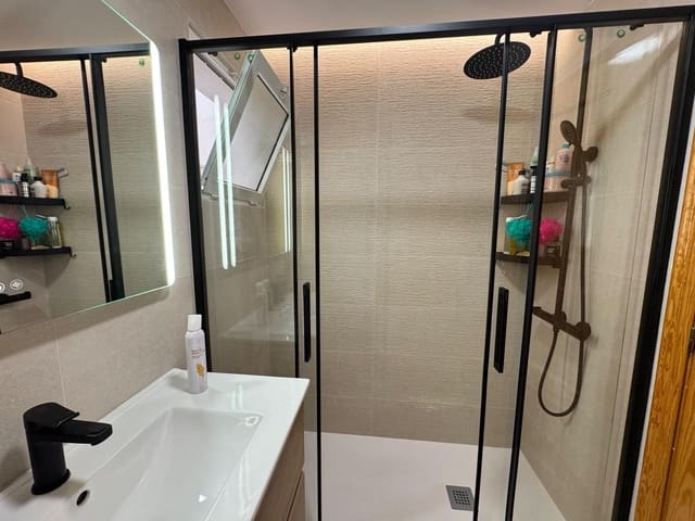 2 slaapkamer Appartement te koop in Torrevieja met zwembad garage - € 149.900 (Ref: 10123482)