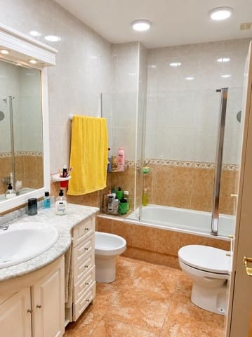 2 chambre Appartement à vendre à Torrevieja avec piscine - 140 000 € (Ref: 10157392)