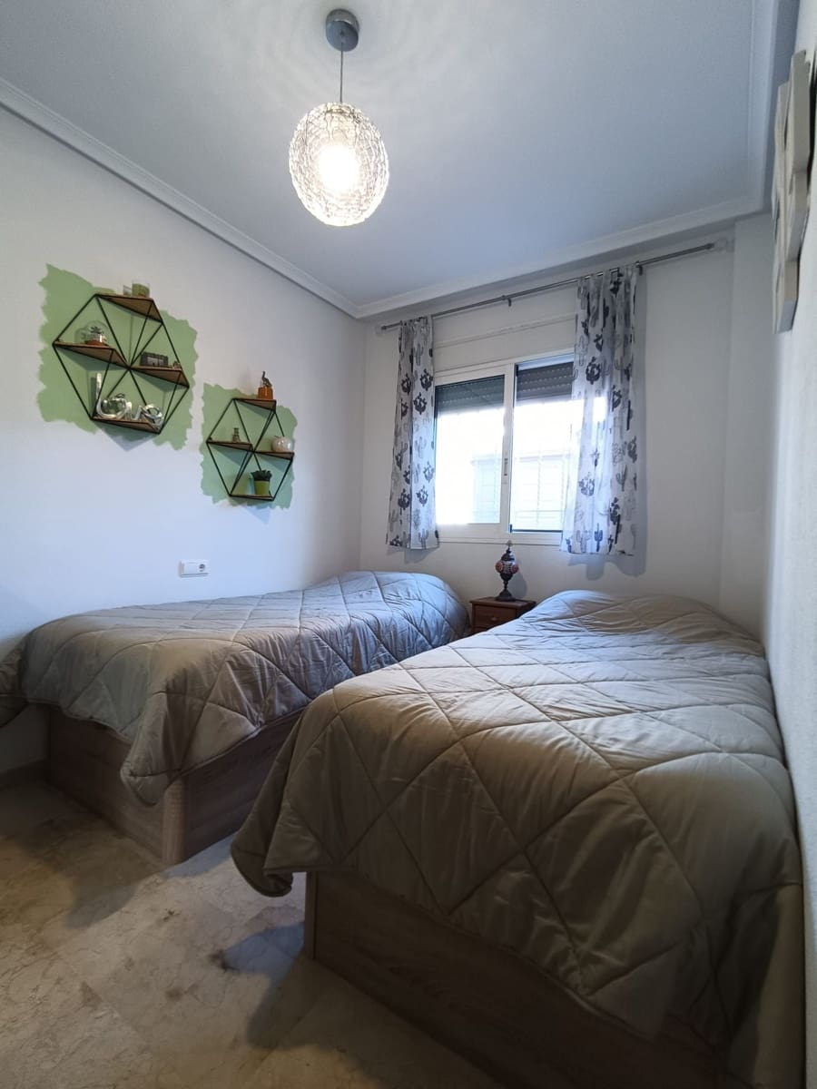 2 Zimmer Bungalow zu verkaufen in San Fulgencio mit Pool Garage - 189.000 € (Ref: 10157393)