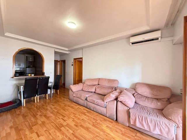 3 bedroom Penthouse for sale in Torrevieja - € 185,000 (Ref: 10180162)