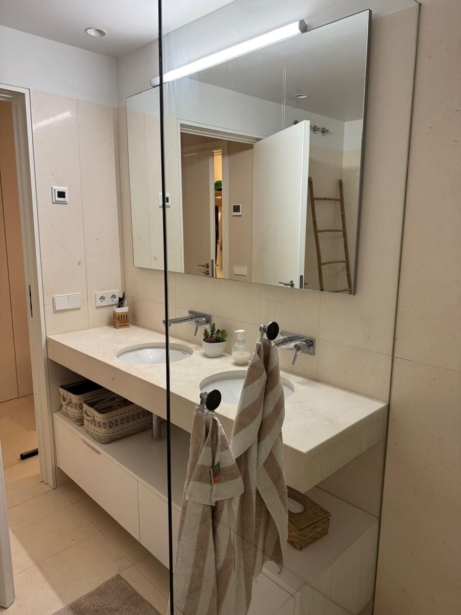 3 bedroom Apartment for sale in Torrevieja with garage - € 690,000 (Ref: 8982169)