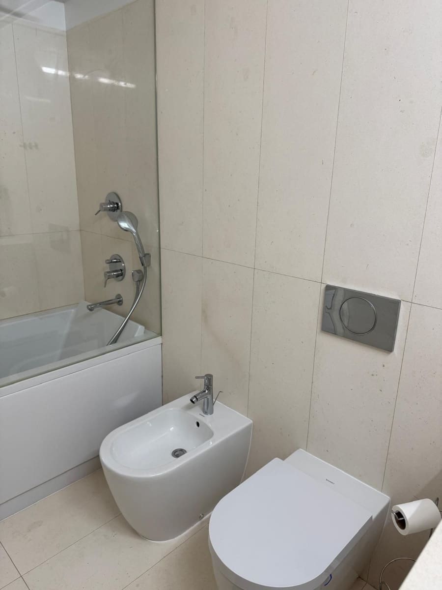 3 bedroom Apartment for sale in Torrevieja with garage - € 690,000 (Ref: 8982169)