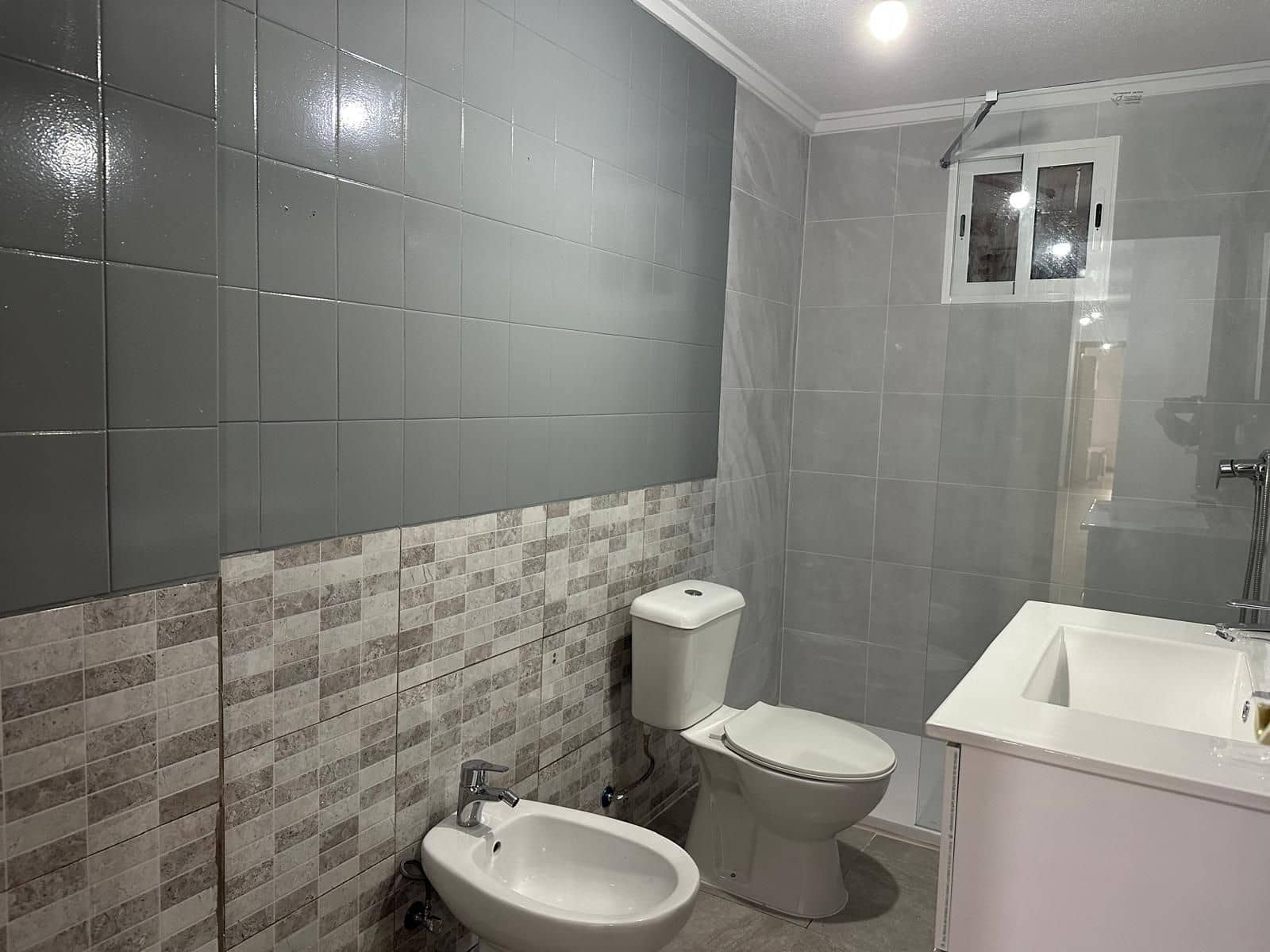 2 soveværelse Lejlighed til salg i Torrevieja - € 190.000 (Ref: 9095078)