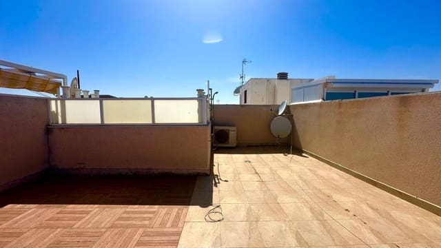 2 quarto Penthouse para venda em Torrevieja - 215 000 € (Ref: 9113921)