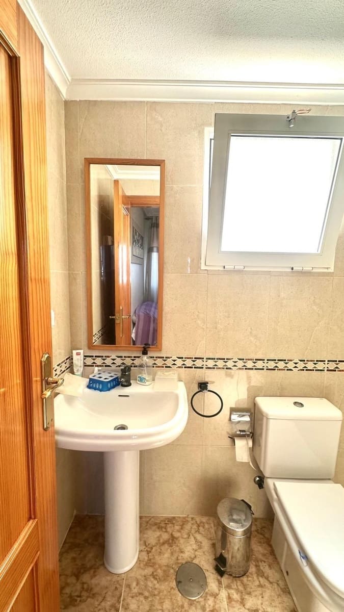 2 quarto Penthouse para venda em Torrevieja - 215 000 € (Ref: 9113921)