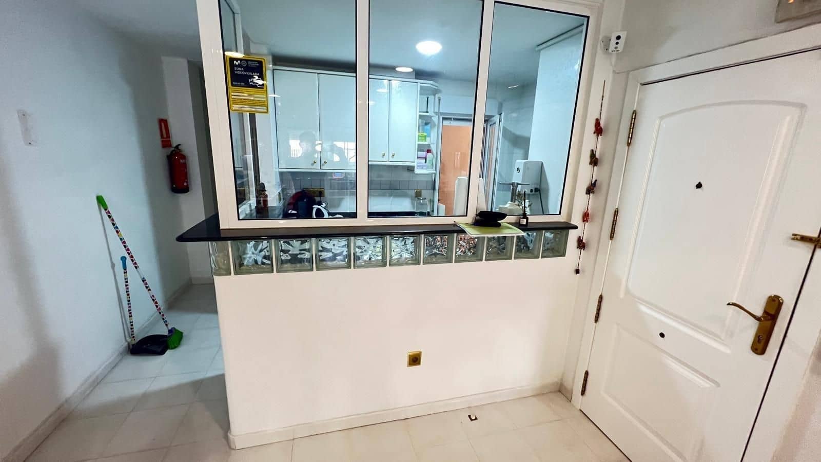 Apartamento de 2 habitaciones en Torrevieja en venta - 149.900 € (Ref: 9118561)