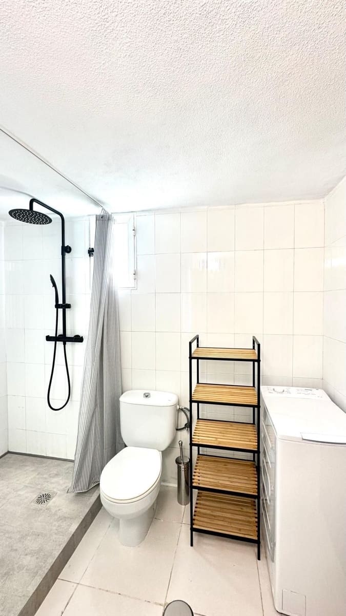 Casa de 2 habitaciones en Torrevieja en venta - 219.900 € (Ref: 9124659)