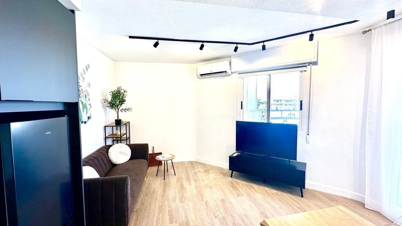 Casa de 2 habitaciones en Torrevieja en venta - 219.900 € (Ref: 9124659)