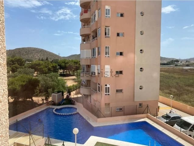 Apartamento de 2 habitaciones en La Manga del Mar Menor en venta con piscina - 130.000 € (Ref: 9124660)