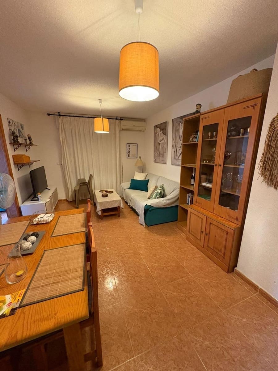 2 bedroom Apartment for sale in La Manga del Mar Menor with pool - € 130,000 (Ref: 9124660)