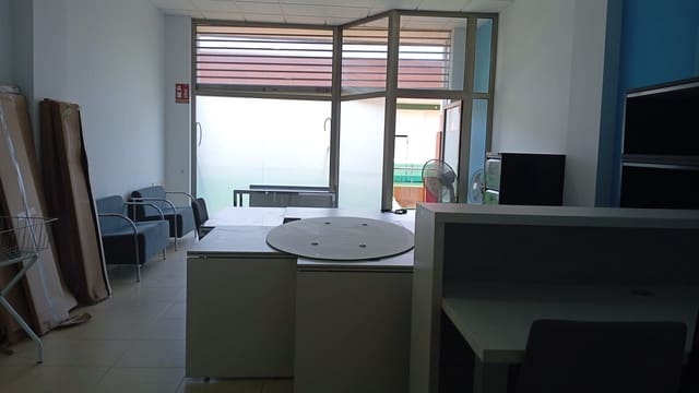 Commercieel te huur in San Fulgencio - € 250 (Ref: 9136920)