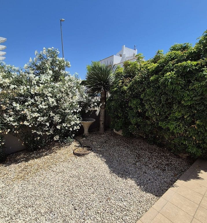 3 bedroom Villa for sale in San Fulgencio with pool garage - € 265,000 (Ref: 9312370)