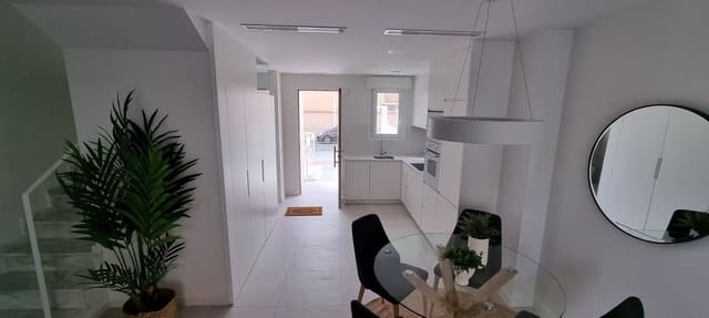 2 soveværelse Villa til salg i Torrevieja med swimmingpool garage - € 359.000 (Ref: 9321548)