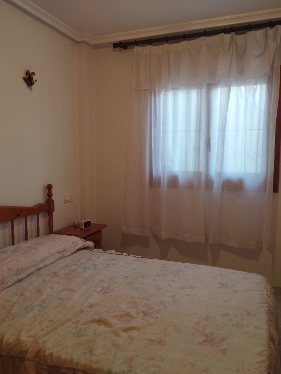 3 soverom Bungalow til salgs i Guardamar del Segura med garasje - € 197 000 (Ref: 9346931)