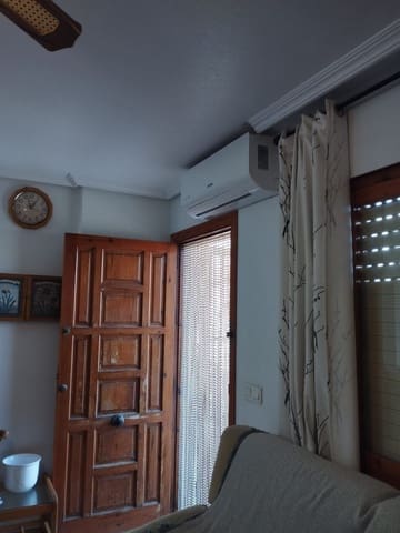 3 makuuhuone Bungalow myytävänä paikassa Guardamar del Segura mukana 
autotalli - 197 000 € (Ref: 9346931)