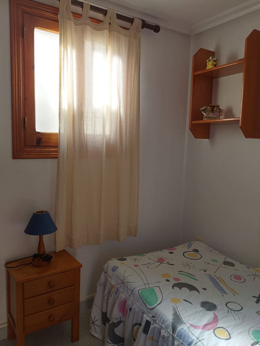 3 soverom Bungalow til salgs i Guardamar del Segura med garasje - € 197 000 (Ref: 9346931)