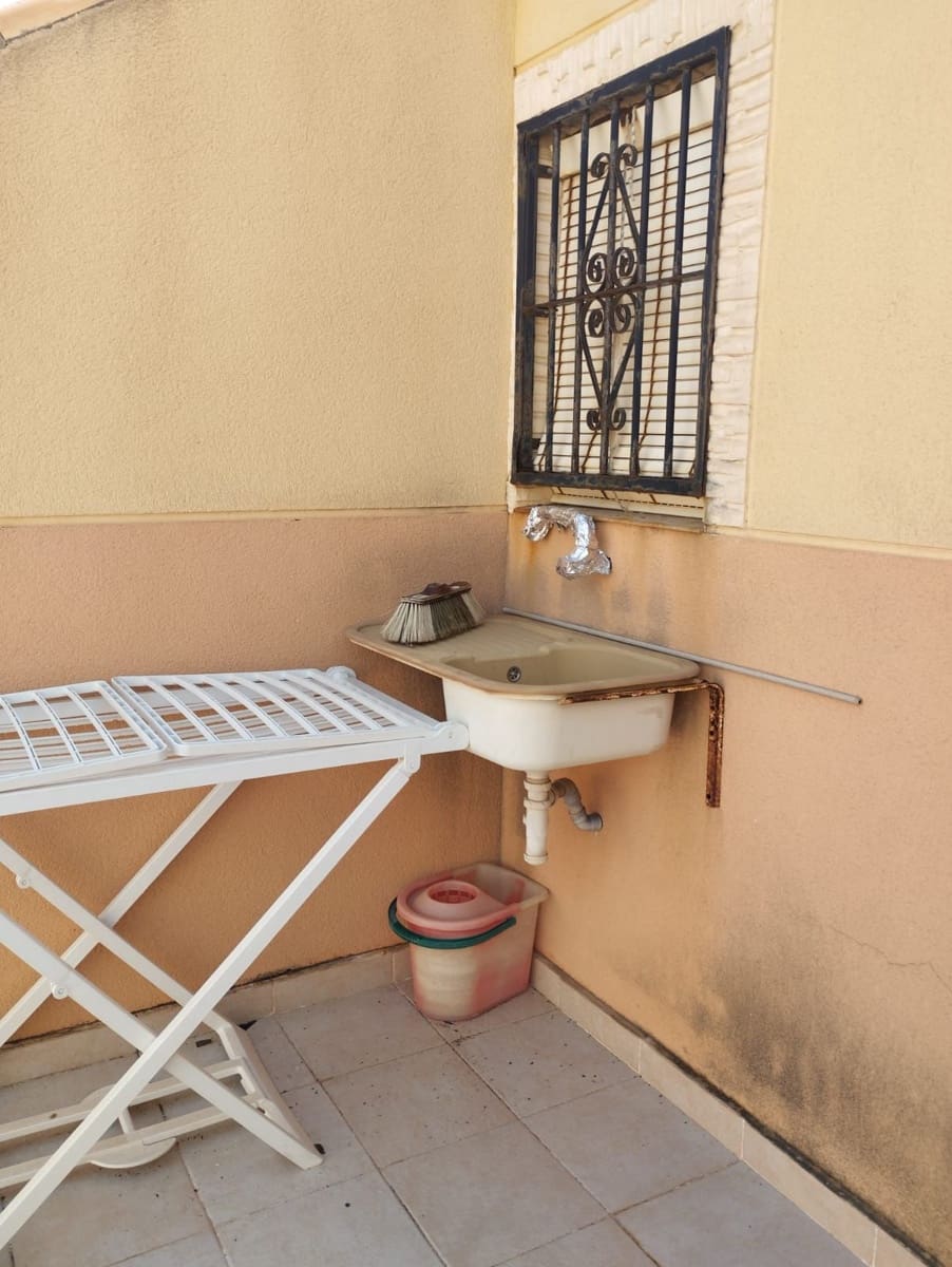 3 soverom Bungalow til salgs i Guardamar del Segura med garasje - € 197 000 (Ref: 9346931)