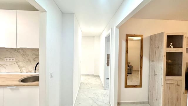 3 makuuhuone Huoneisto myytävänä paikassa Torrevieja - 209 000 € (Ref: 9413721)