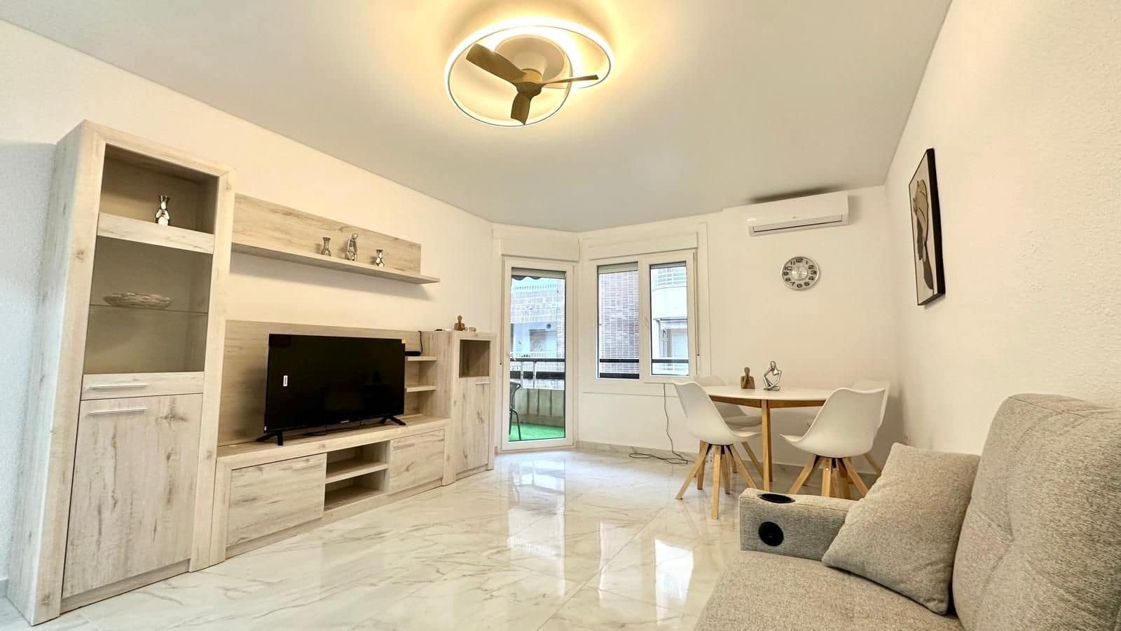 3 Zimmer Apartment zu verkaufen in Torrevieja - 209.000 € (Ref: 9413721)