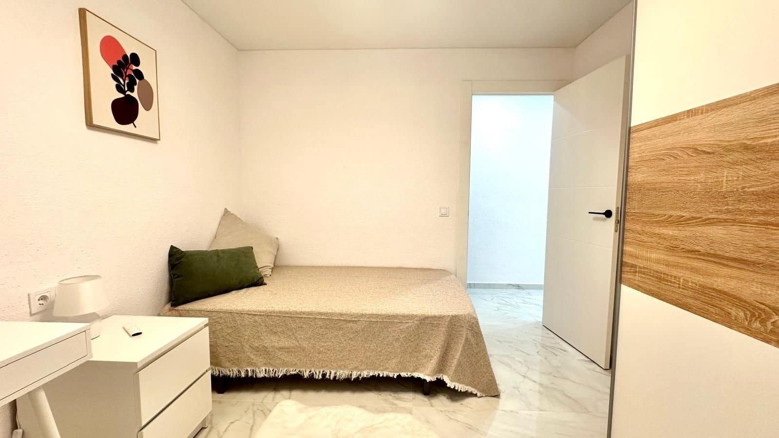 3 Zimmer Apartment zu verkaufen in Torrevieja - 209.000 € (Ref: 9413721)