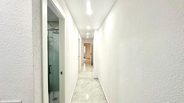 3 sypialnia Apartament na sprzedaż w Torrevieja - 209 000 € (Ref: 9413721)