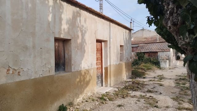 Finka/Dom wiejski na sprzedaż w Daya Nueva z garażem - 45 000 € (Ref: 9429609)