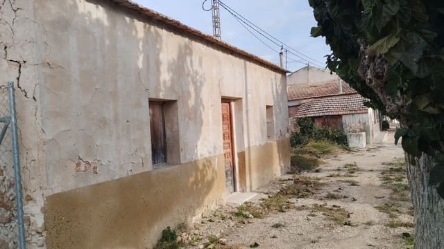 Finka/Dom wiejski na sprzedaż w Daya Nueva z garażem - 45 000 € (Ref: 9429609)