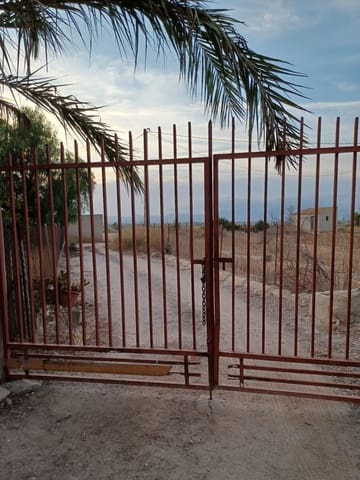 3 soveværelse Finca/Landehus til salg i Elche / Elx - € 175.000 (Ref: 9439566)