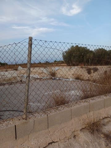 3 soveværelse Finca/Landehus til salg i Elche / Elx - € 175.000 (Ref: 9439566)