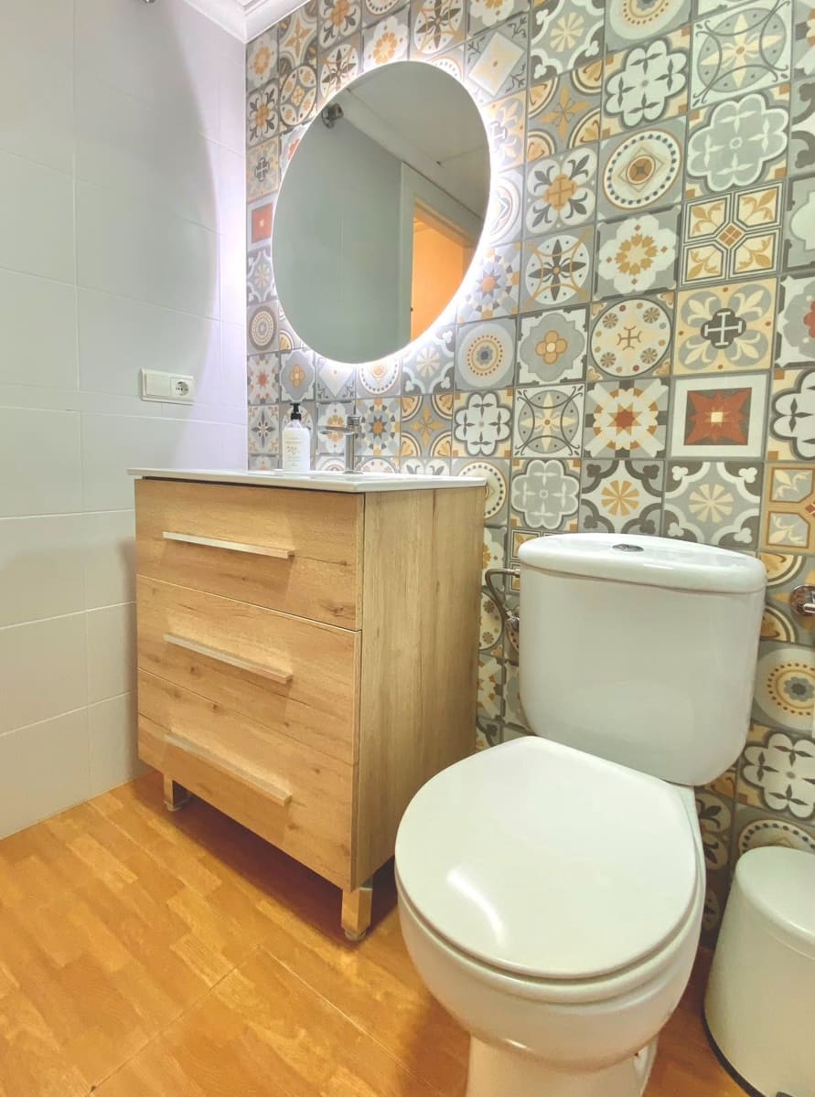 2 slaapkamer Appartement te huur in La Marina - € 750 (Ref: 9851637)