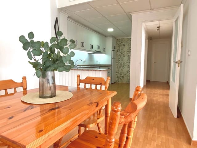2 Zimmer Apartment zu vermieten in La Marina, Elche / Elx - 750 € (Ref: 9851637)