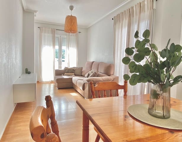 2 Zimmer Apartment zu vermieten in La Marina, Elche / Elx - 750 € (Ref: 9851637)