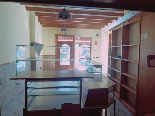 Kommersiell til salgs i La Marina, Elche / Elx - € 106 000 (Ref: 9924195)
