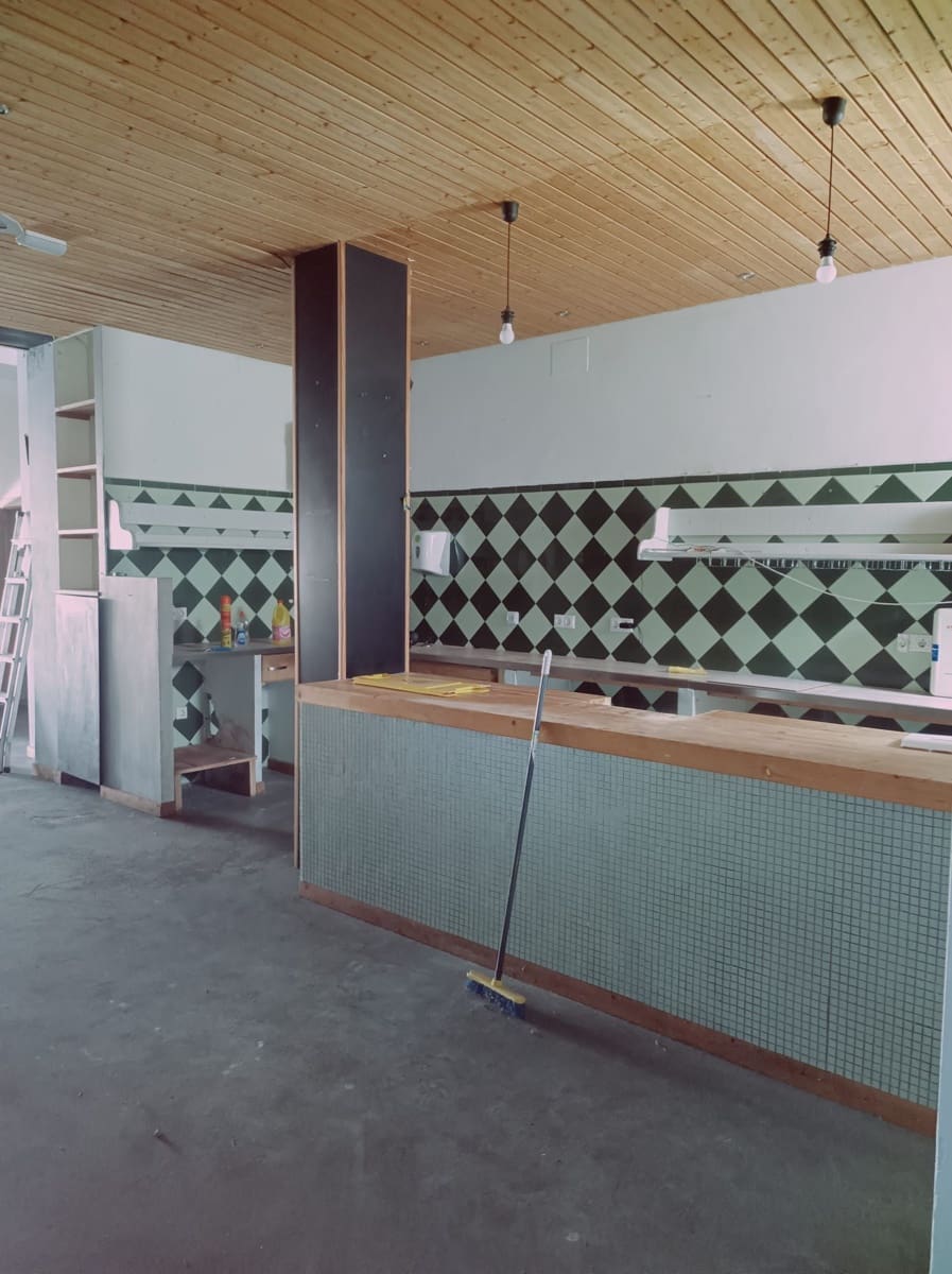 Commercial for sale in La Marina - € 180,000 (Ref: 9924196)