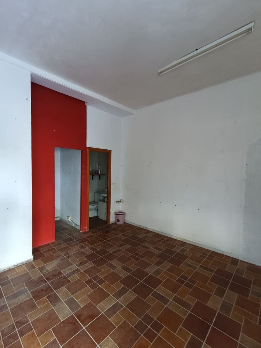 Commercial for sale in La Marina - € 180,000 (Ref: 9924196)