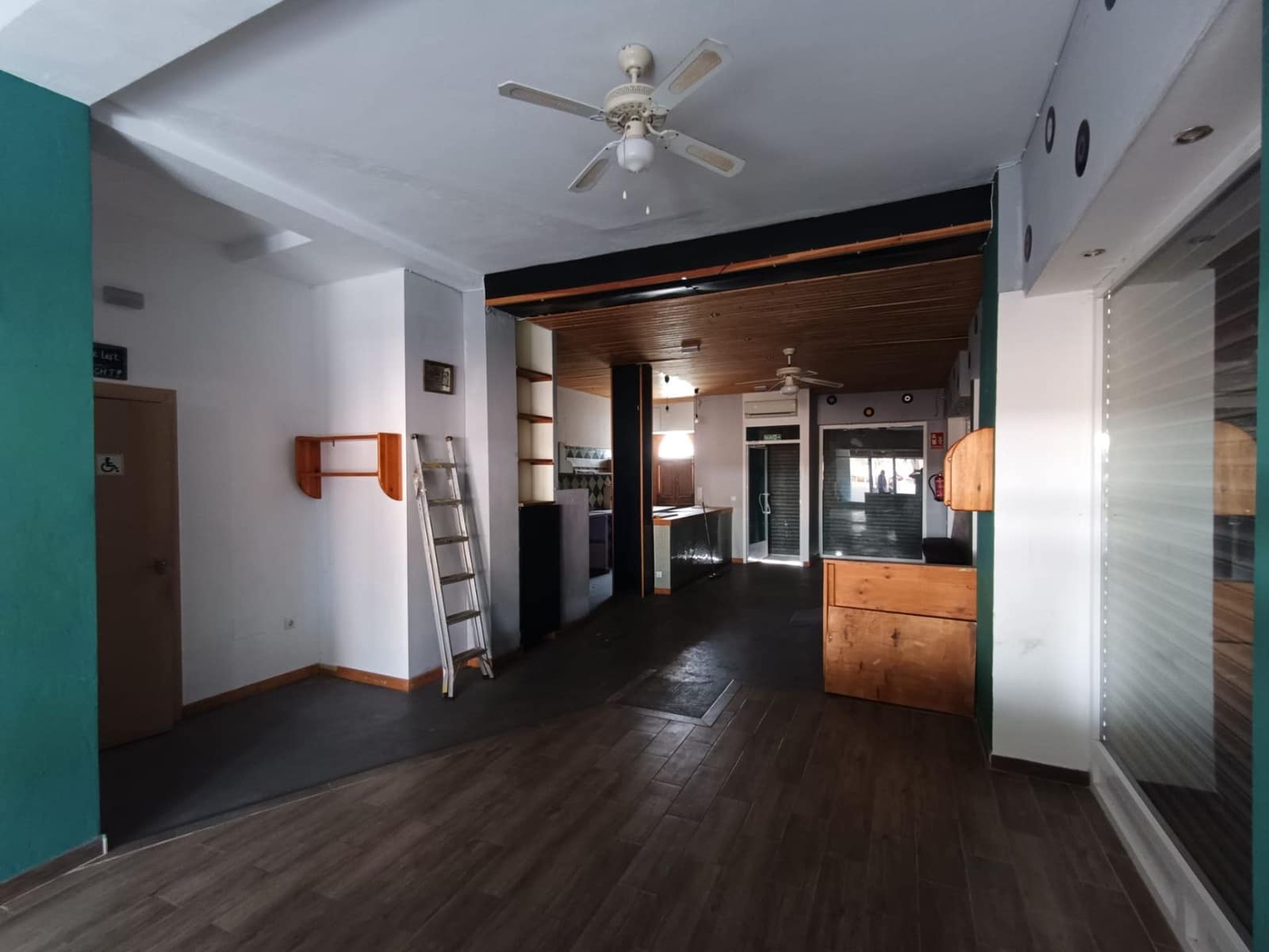 Commercial for sale in La Marina - € 180,000 (Ref: 9924196)