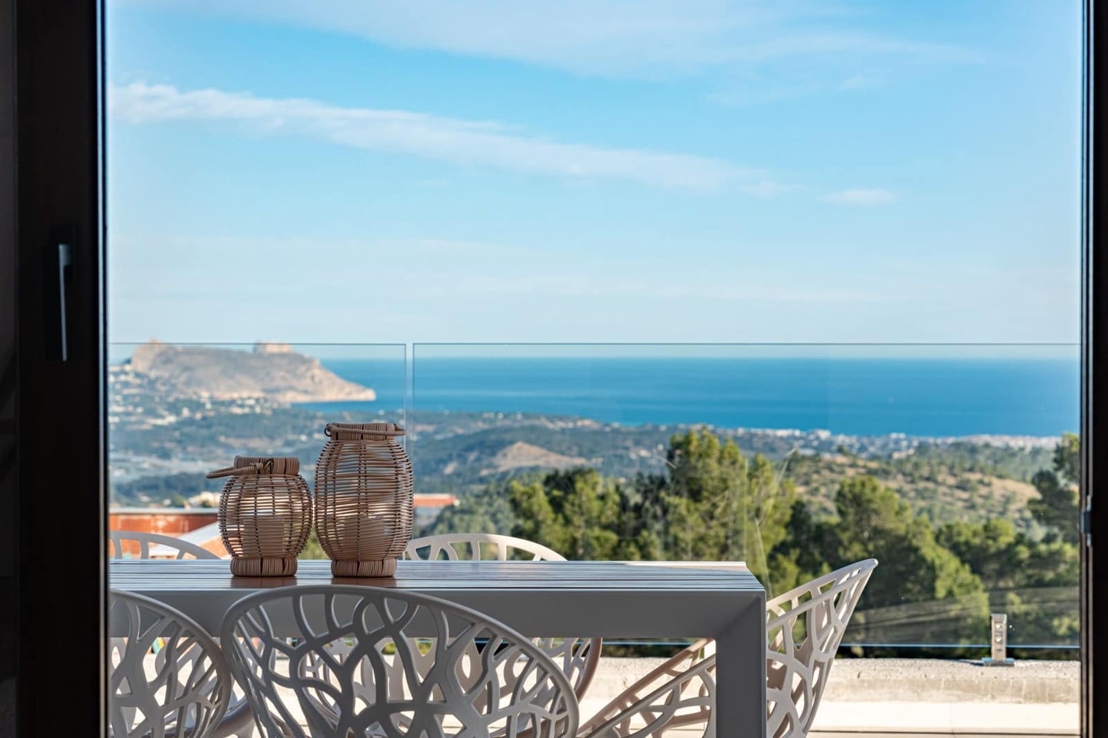 3 bedroom Villa for sale in Polop with pool garage - € 659,000 (Ref: 9962138)