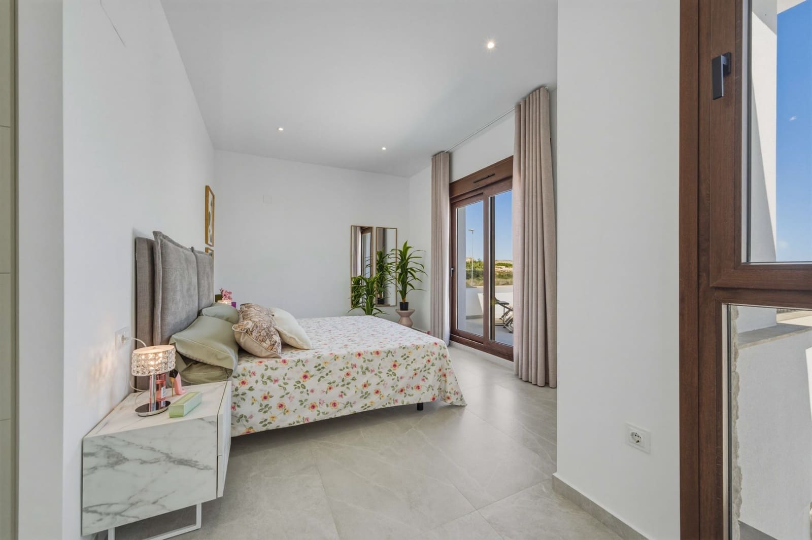 4 bedroom Villa for sale in Orihuela with pool garage - € 649,000 (Ref: 9966224)